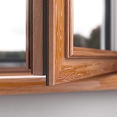 Уход за деревянными окнами